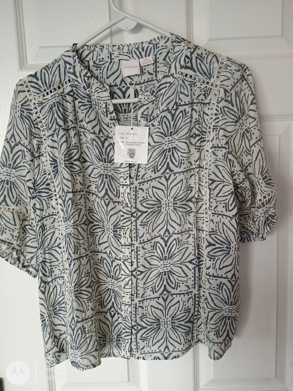 Zac & Rachel Ivory and Gray Floral Lace-Trim Button Front Blouse
